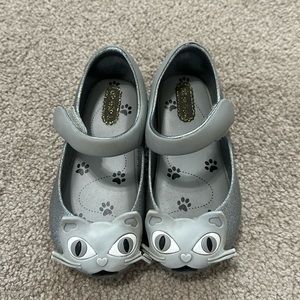 Mini Melissa size 8